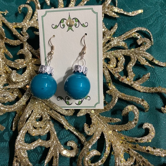 🎄New Christmas Blub Earrings & Necklace Set - Picture 5 of 9